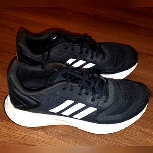 Addidas Duramo 10's Sneakers Size US 10 Womens/Men's 8